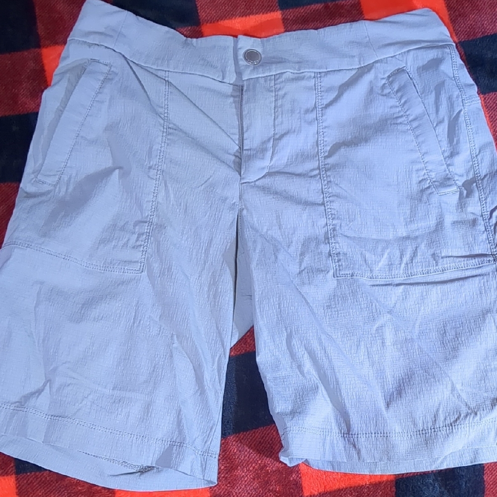 Athleta Women's Gray Cargo Shorts